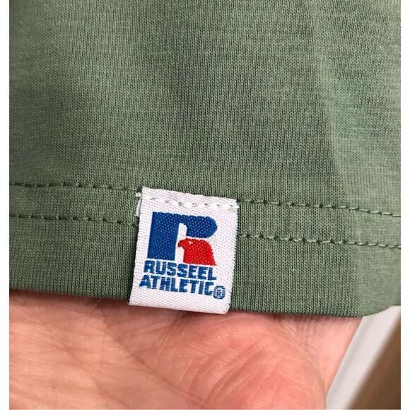 RUSSELL ATHLETIC - NWT-L Sz S Bundle of 4 Women's Short-Sleeve Tees/Muted Colors - Picture 4 of 14